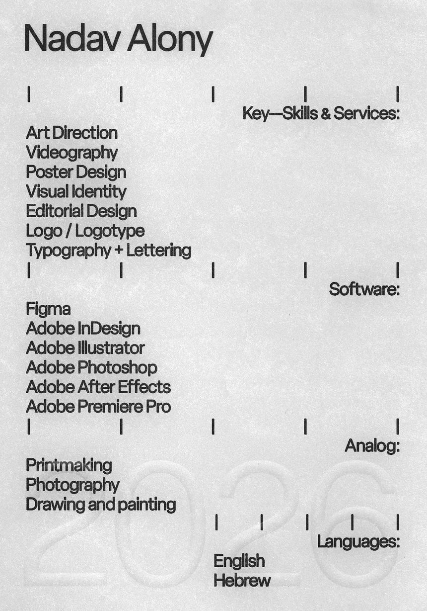Résumé card — key skills & services, software, analog, languages